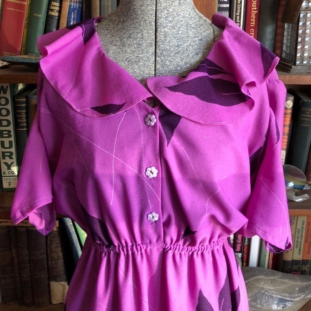 VINTAGE purple floral dress Sz 11 - Picture 2 of 6